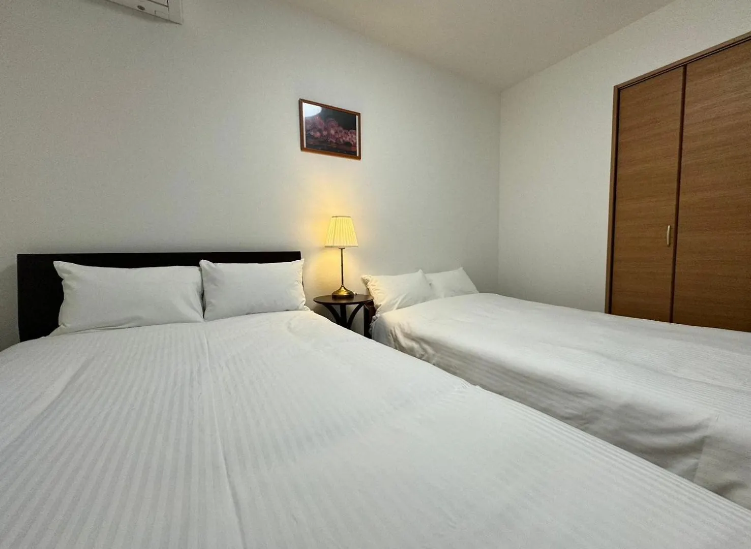 Erapos House Imamiya Villa Osaka Japan